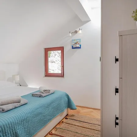 Apartment Maslina *